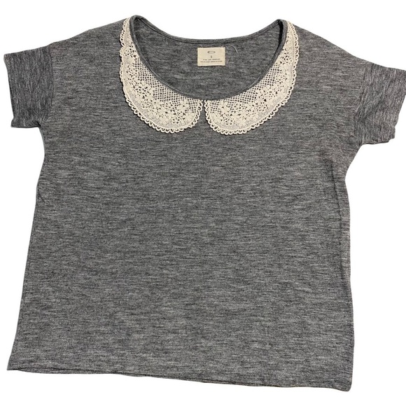 Pins and Needles Heather Grey Short Sleeve Top Crochet Collar Sz Small - Picture 2 of 6